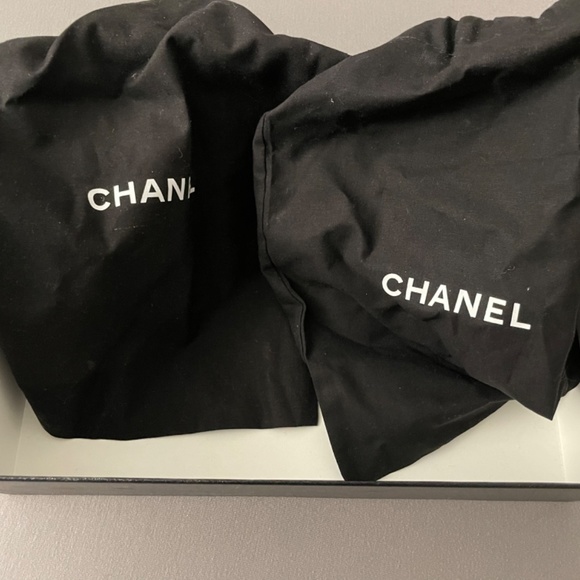 AUTHENTIC CHANEL,leather,suede calf skin,black/white,women trainer size 39.5 EU - Picture 4 of 13